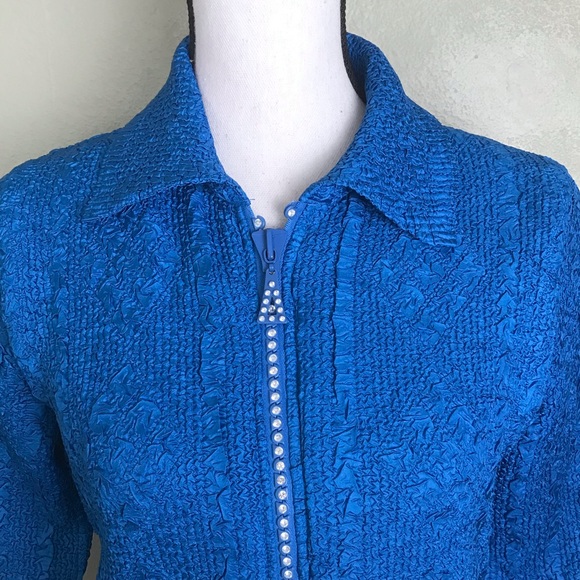 Magic it fits NWT Blue Popcorn Rhinestone Jacket - Picture 2 of 6